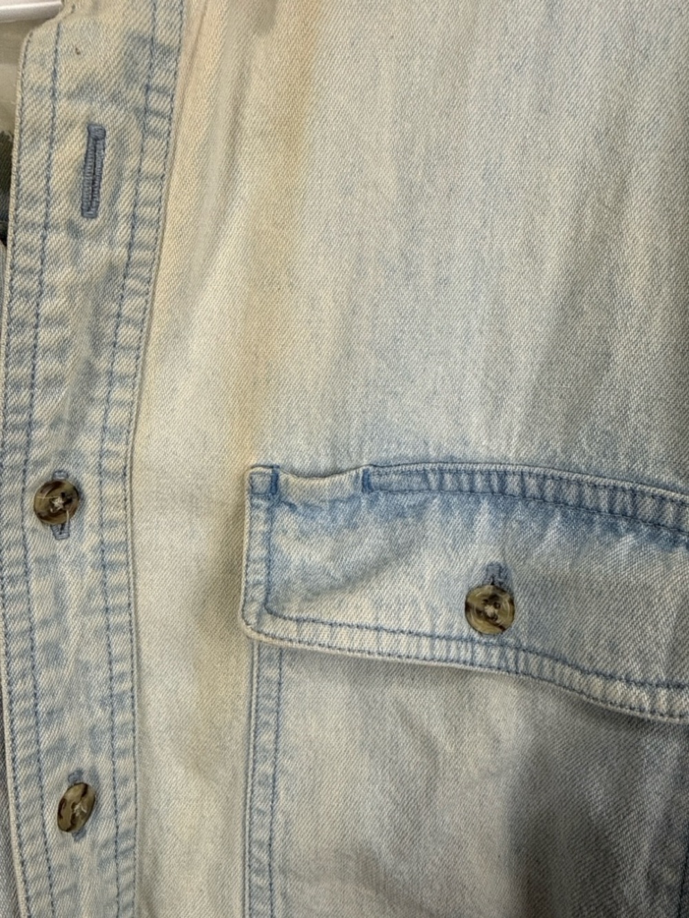 Vintage Wrangler Rugged Wear Denim Work Shirt Elbow Patch Distressed Men - Picture 9 of 10